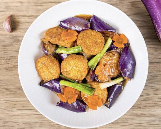 Egg Tofu and Eggplant Hotpot with Shredded Pork 雙子煲